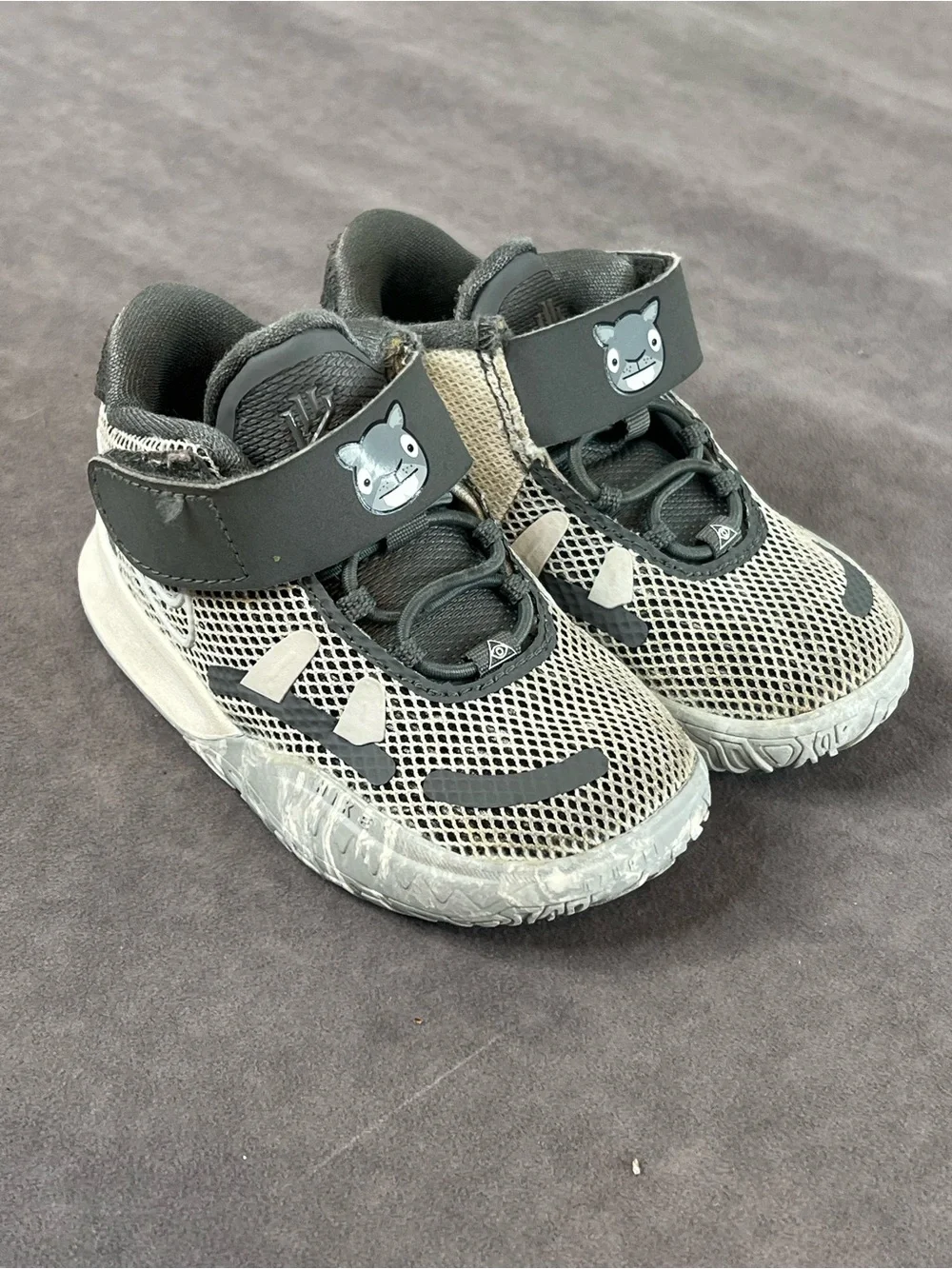 Nike Kids Gray and Black Mesh Sneakers with Hippo Strap